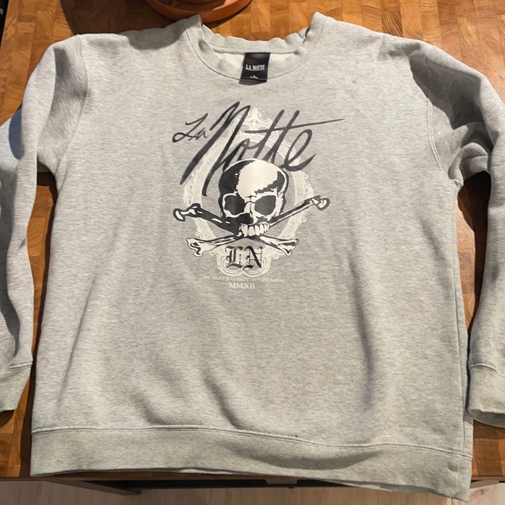 Aritizia La Notte Medium Grey Crew Neck Sweater